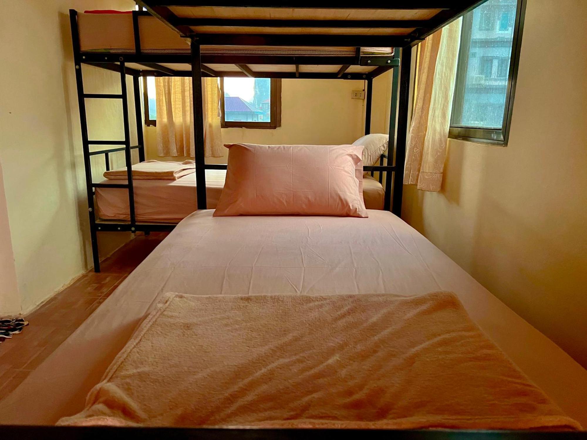 Easy Go Backpacker Hostel Vang Vieng Exterior foto